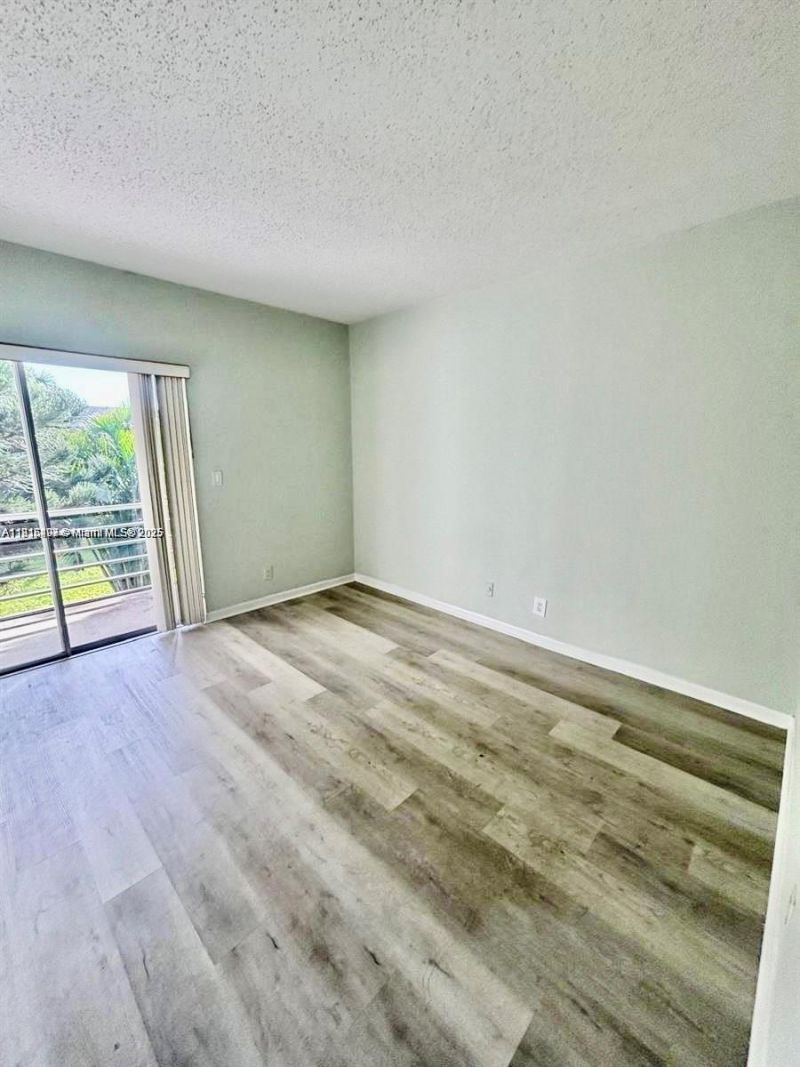119 Salisbury, Unit E, West Palm Beach, FL 33417 Photo
