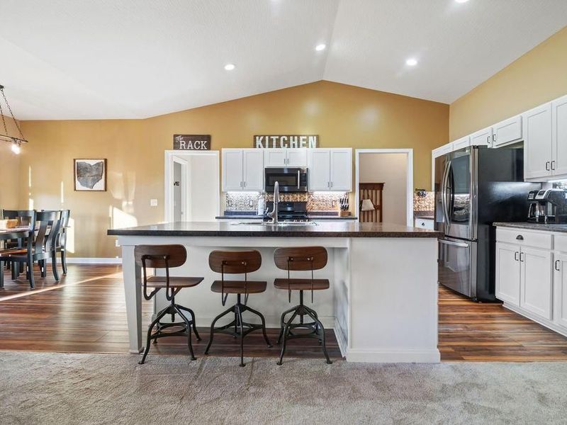 216 County Road 24, Ashley, OH 43003 Photo 4