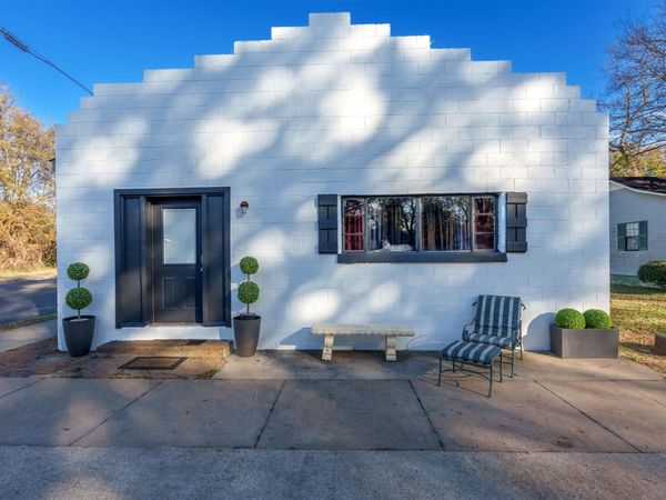 612 Atlanta Ave, Sheffield, AL