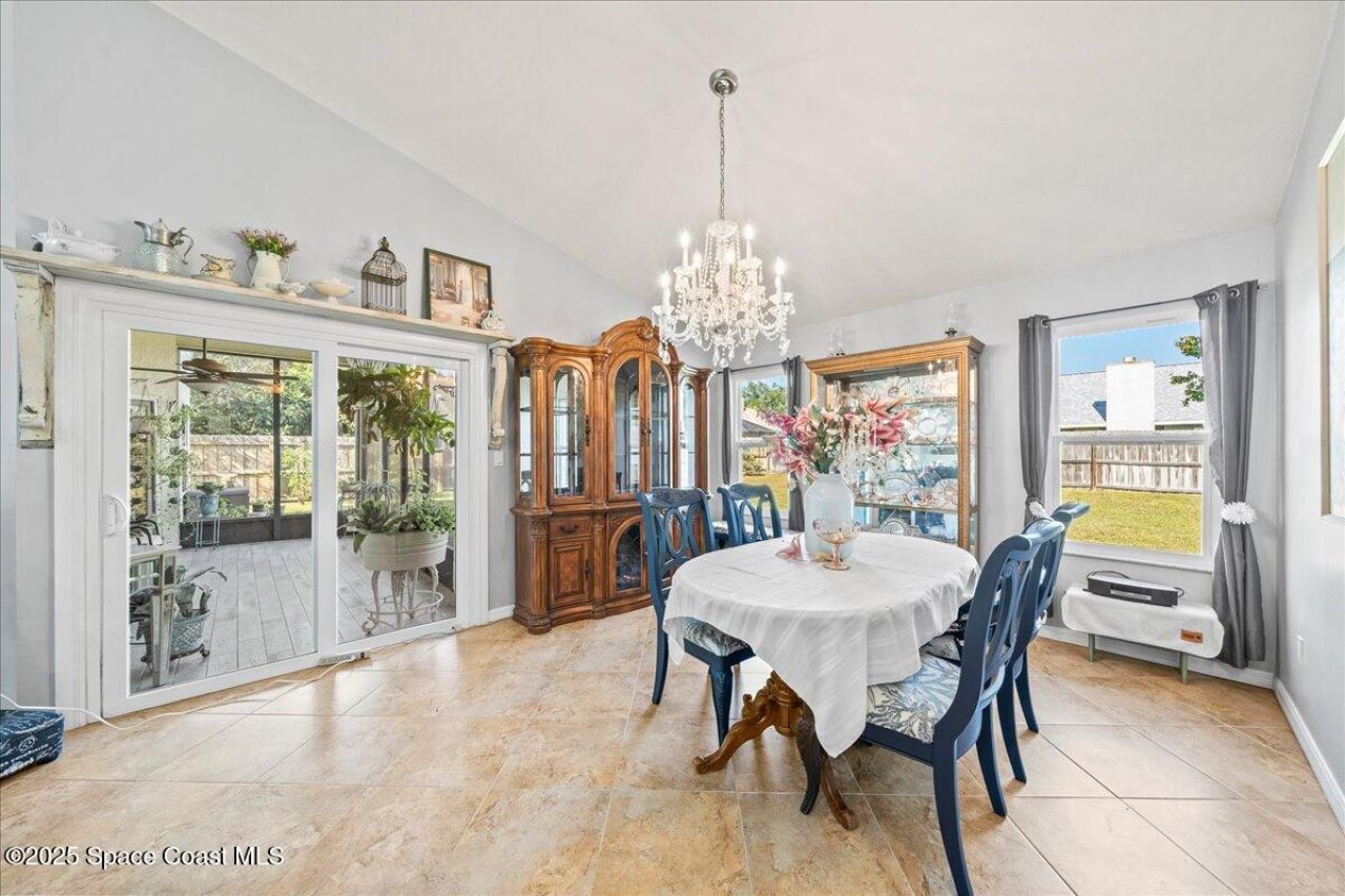 910 Brookshire Circle, Malabar, FL 32950 Photo