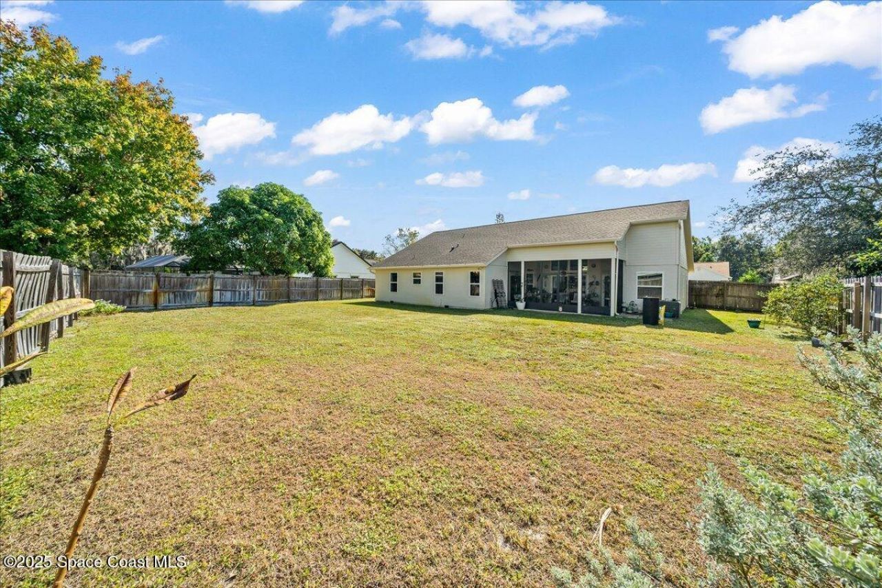 910 Brookshire Circle, Malabar, FL 32950 Photo