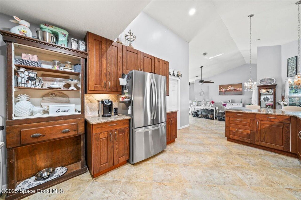 910 Brookshire Circle, Malabar, FL 32950 Photo