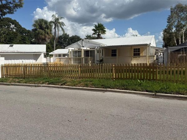 3620 E TAMPA CIRCLE, TAMPA, FL 33629