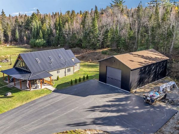 33 Comikev Lane, Winterport, ME 04496