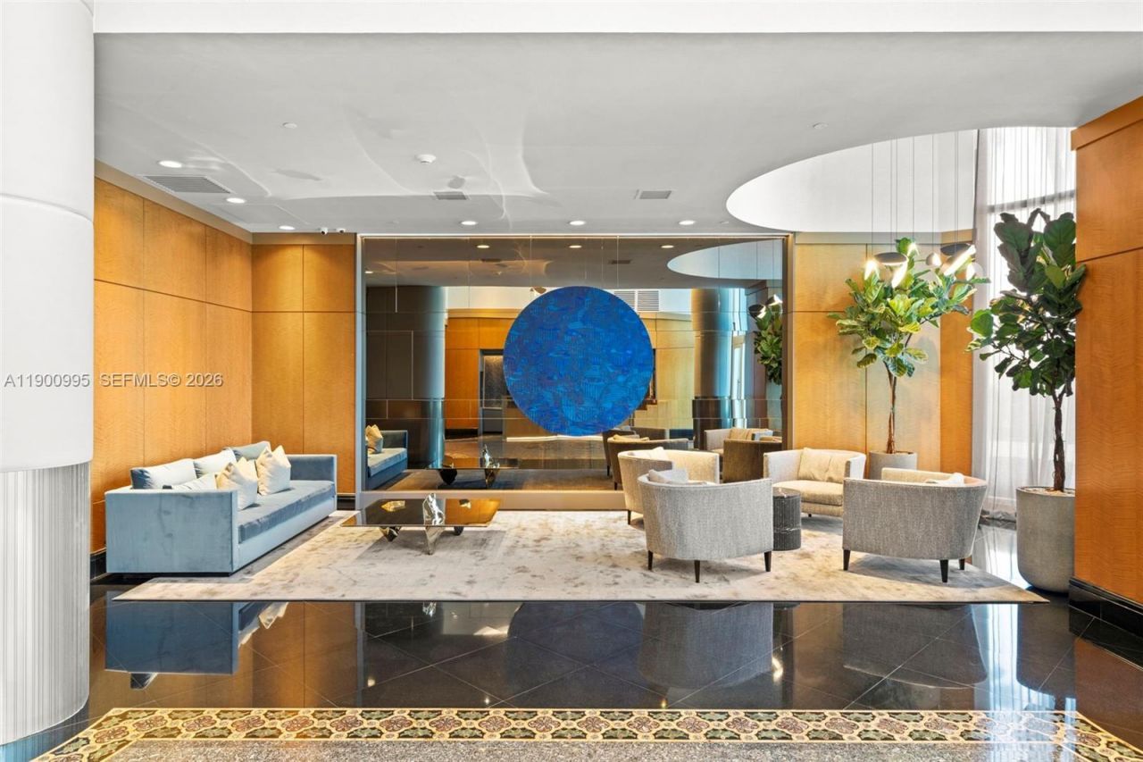 5025 Collins Ave, Unit 2409, Miami Beach, FL 33140 Photo