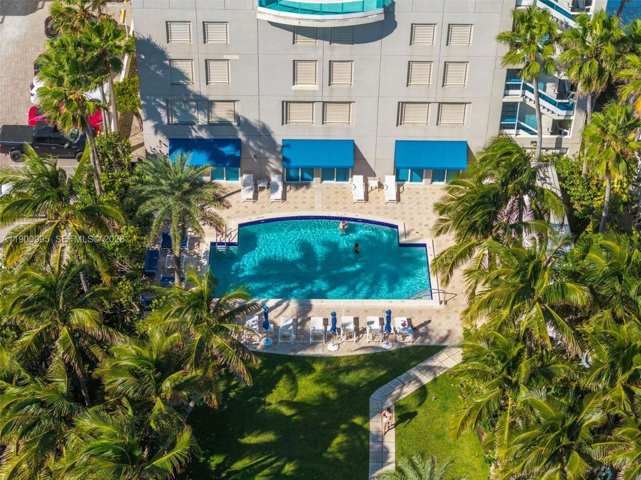 5025 Collins Ave, Unit 2409, Miami Beach, FL 33140 Photo