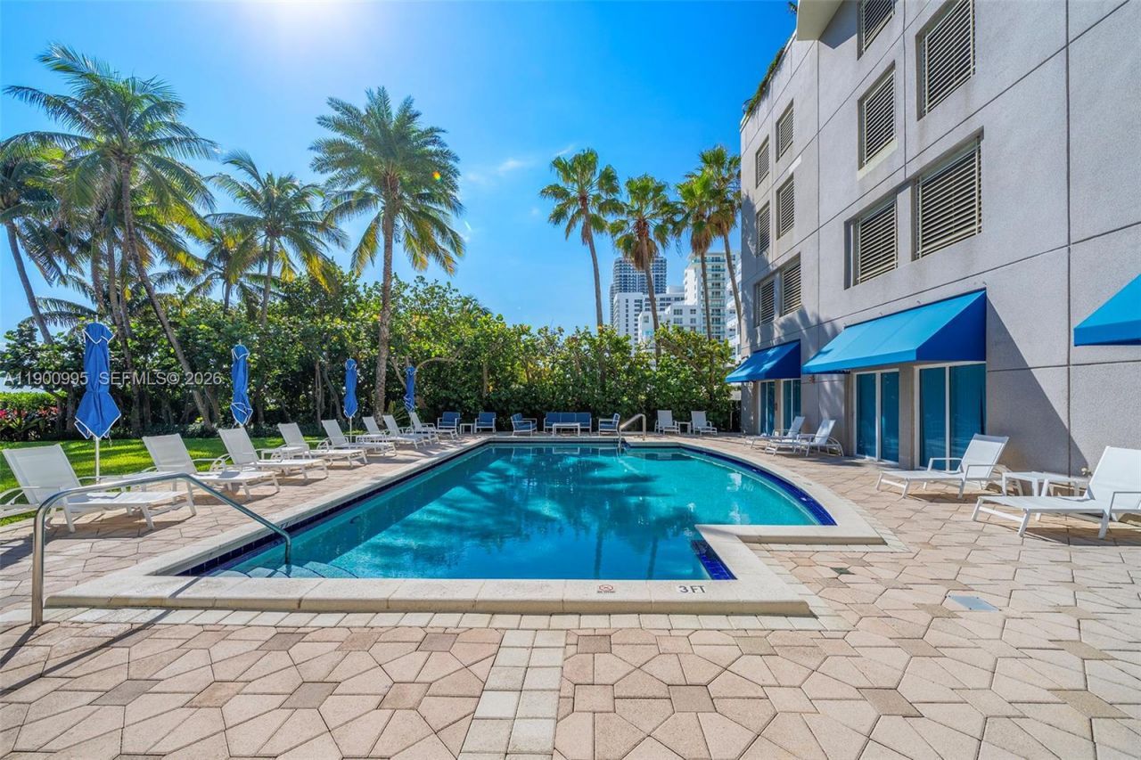 5025 Collins Ave, Unit 2409, Miami Beach, FL 33140 Photo