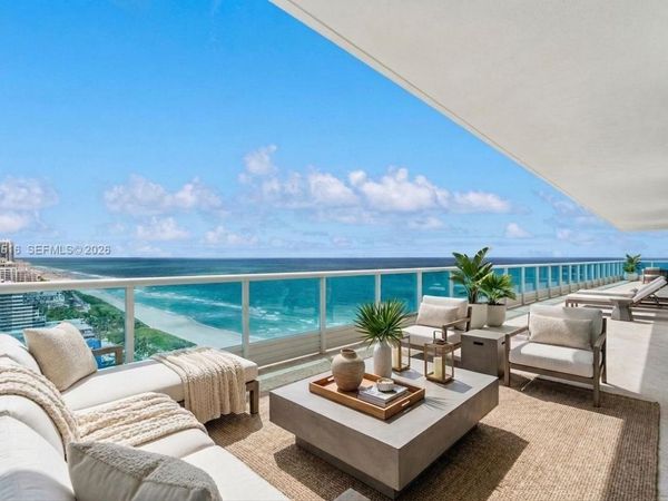 5025 Collins Ave, Unit PH-1, Miami Beach, FL 33140