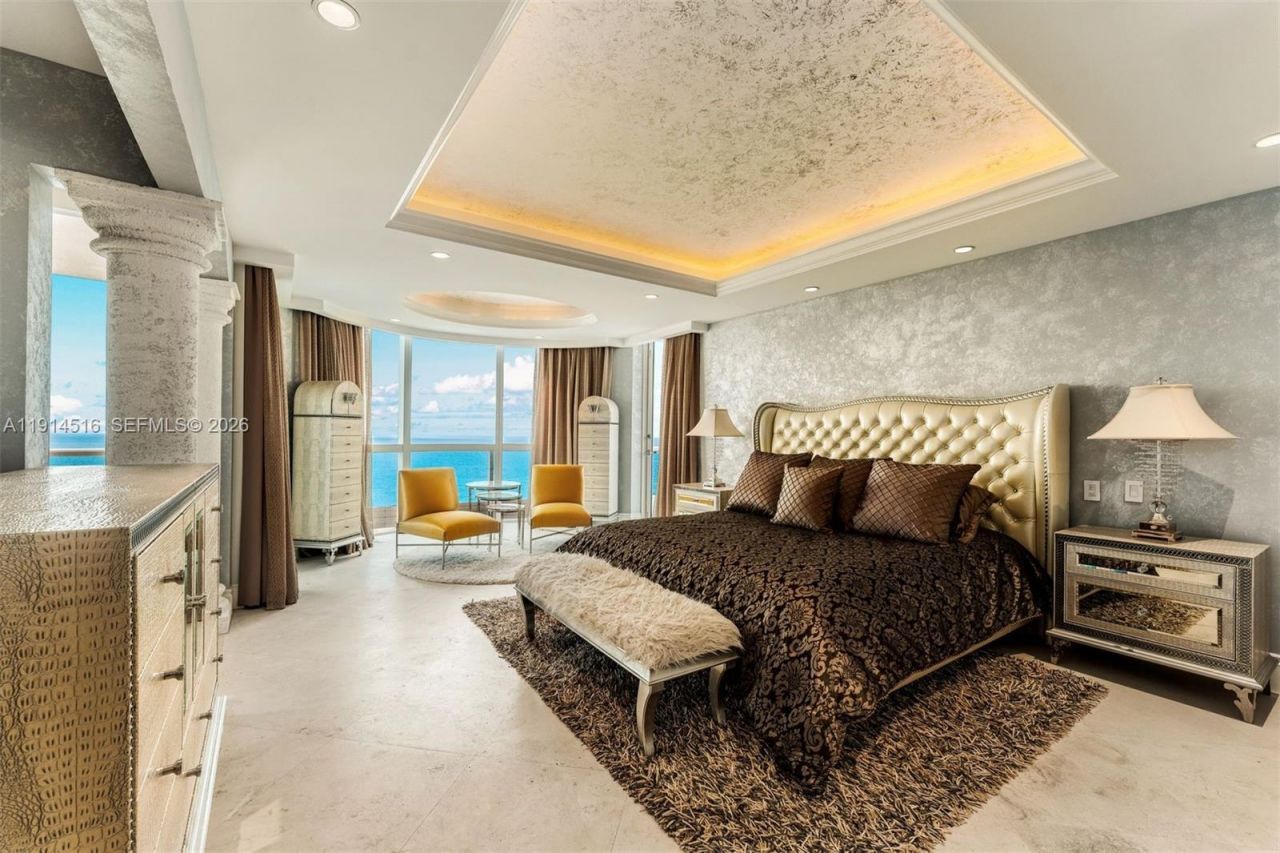 5025 Collins Ave, Unit PH-1, Miami Beach, FL 33140 Photo