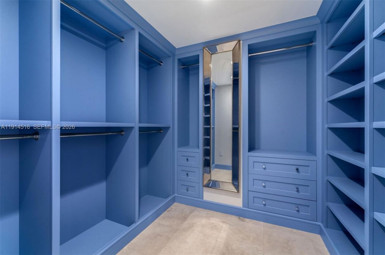 5025 Collins Ave, Unit PH-1, Miami Beach, FL 33140 Photo