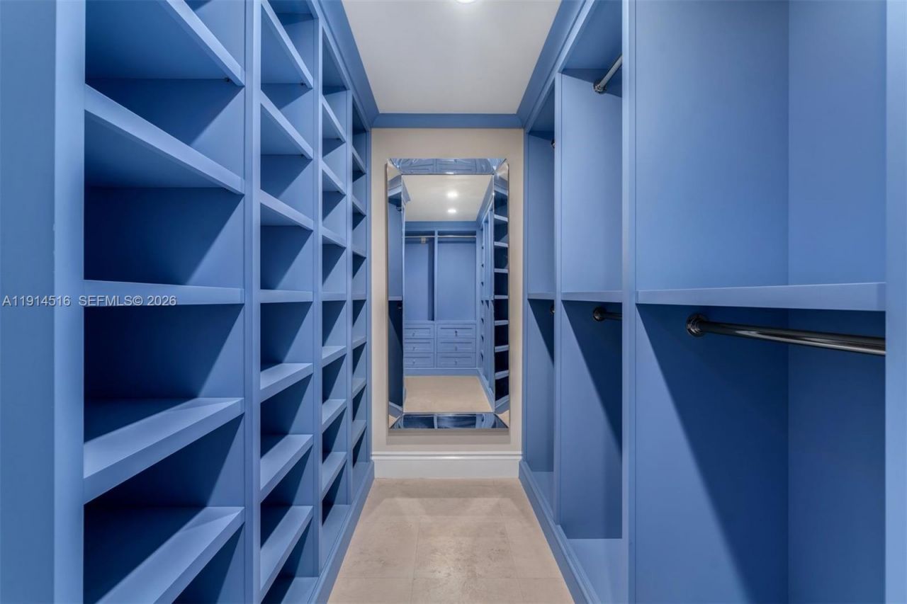 5025 Collins Ave, Unit PH-1, Miami Beach, FL 33140 Photo