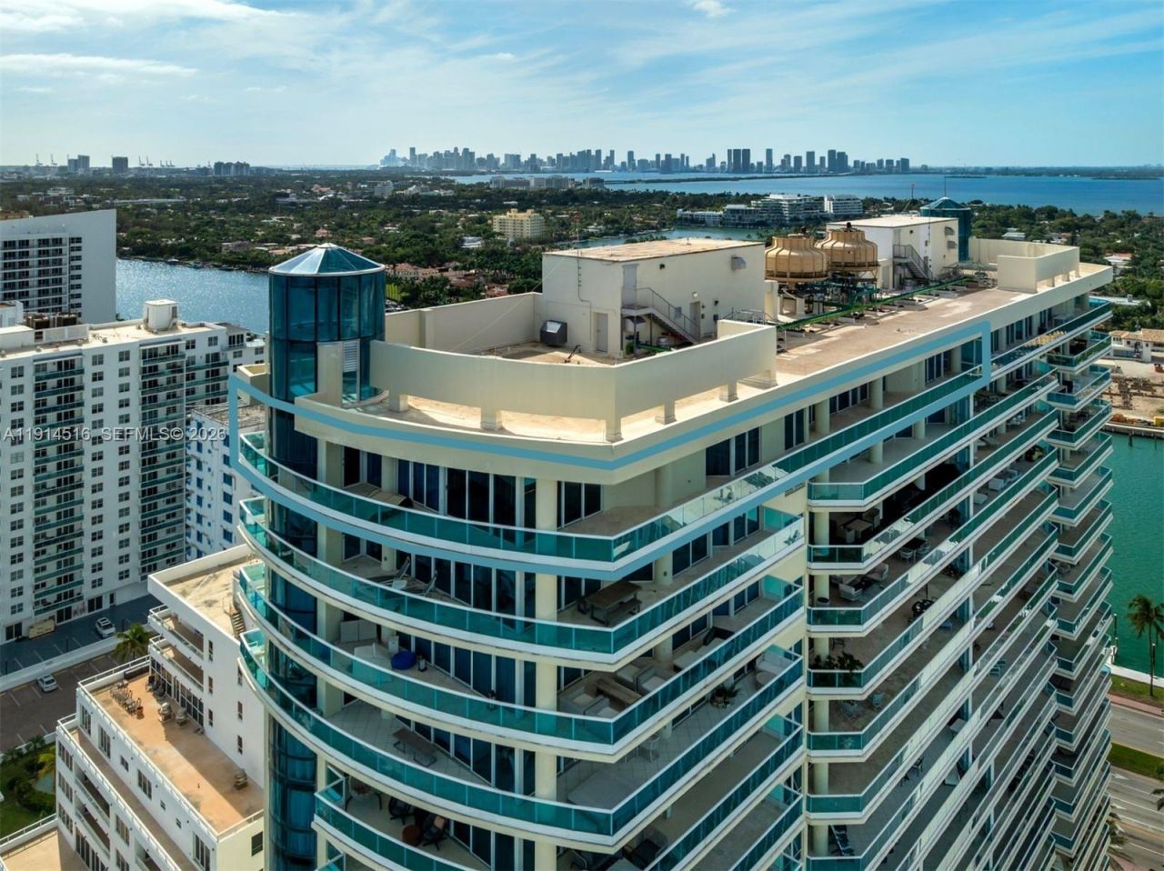 5025 Collins Ave, Unit PH-1, Miami Beach, FL 33140 Photo