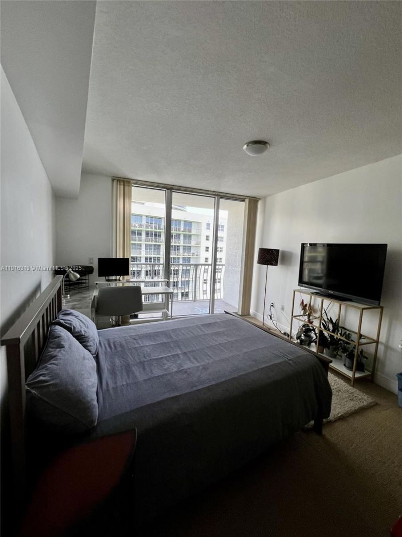 1750 N Bayshore Dr, Unit 3505, Miami, FL 33132 Photo