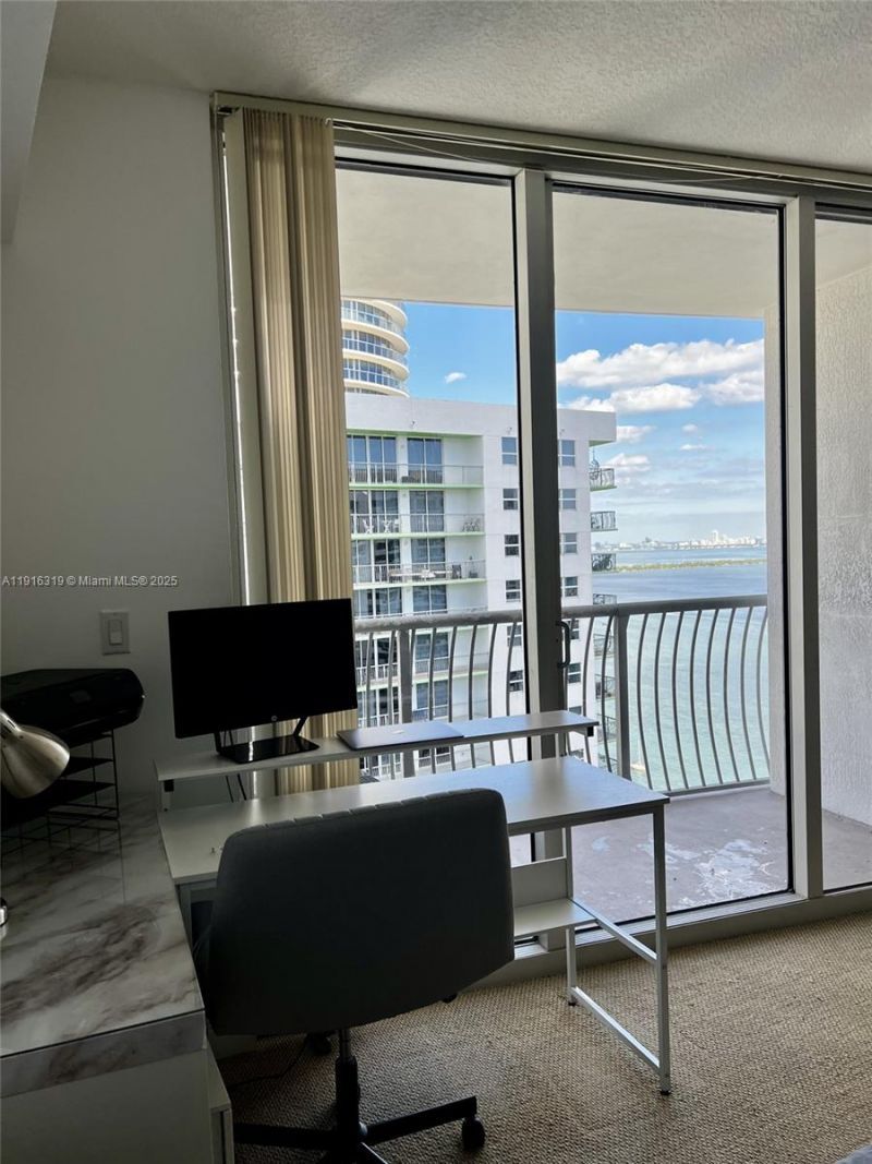 1750 N Bayshore Dr, Unit 3505, Miami, FL 33132 Photo