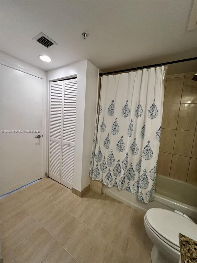 1750 N Bayshore Dr, Unit 3505, Miami, FL 33132 Photo