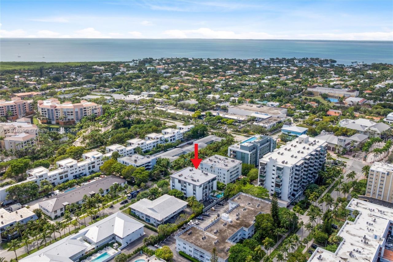 155 Sunrise Dr, Unit 4B, Key Biscayne, FL 33149 Photo
