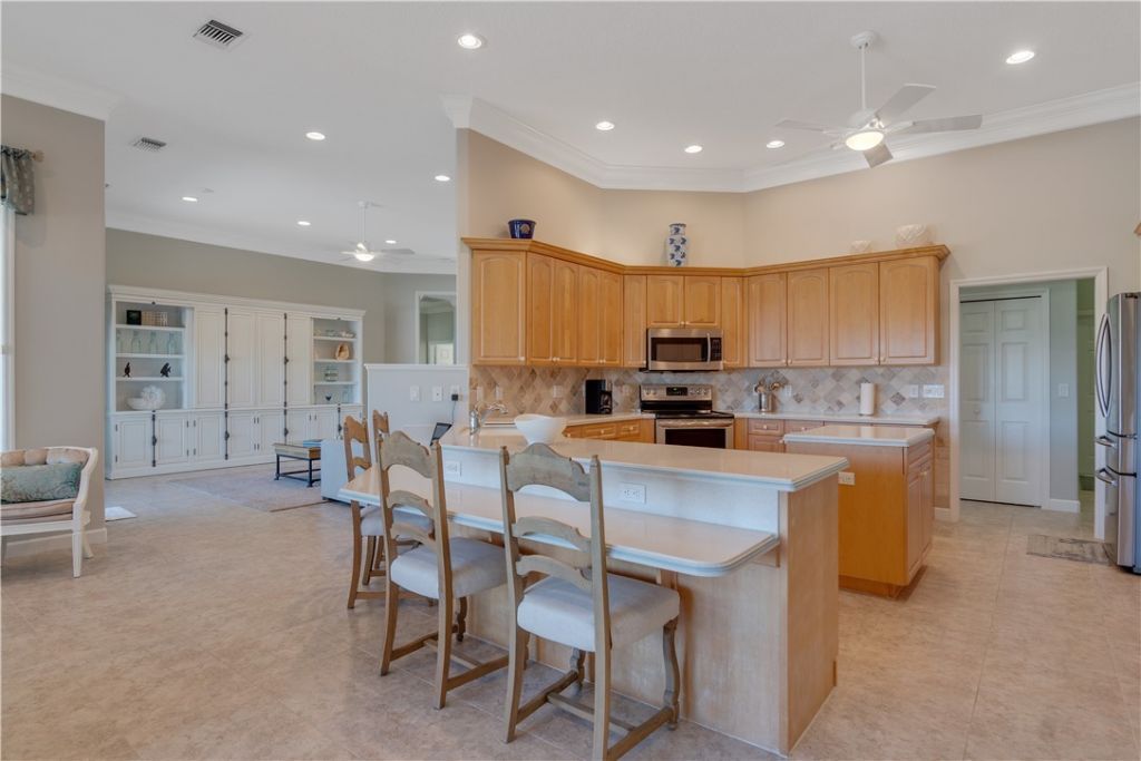 862 Carolina Circle Sw, Vero Beach, FL 32962 Photo