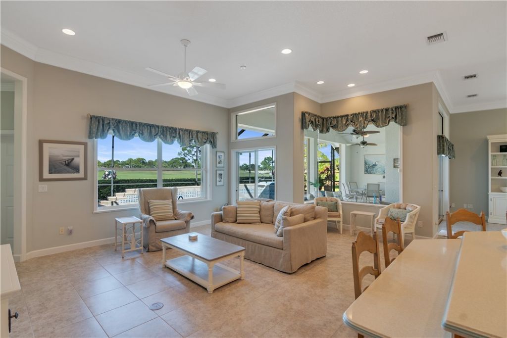 862 Carolina Circle Sw, Vero Beach, FL 32962 Photo