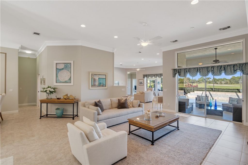 862 Carolina Circle Sw, Vero Beach, FL 32962 Photo