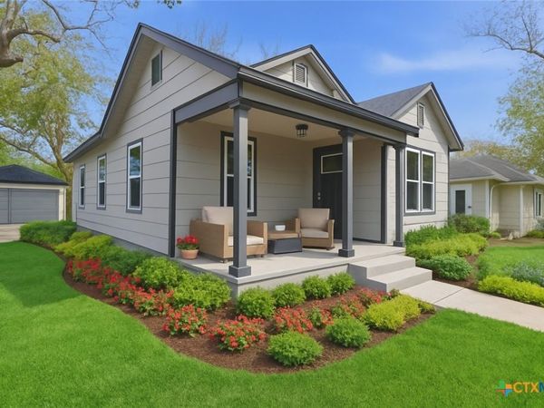 406 Hubbard Street, Yoakum, TX 77995