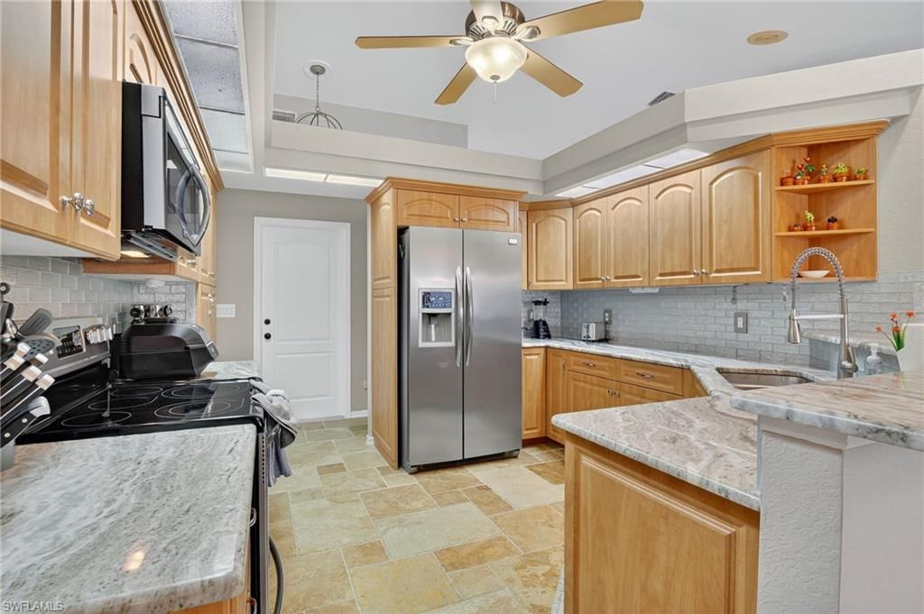 1215 SE 21st St, Cape Coral, FL 33990 Photo