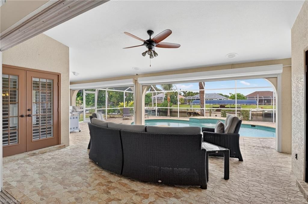 1215 SE 21st St, Cape Coral, FL 33990 Photo