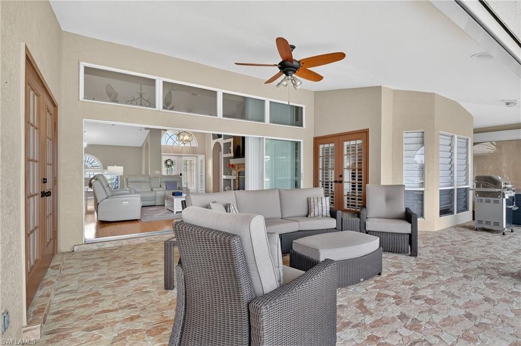 1215 SE 21st St, Cape Coral, FL 33990 Photo