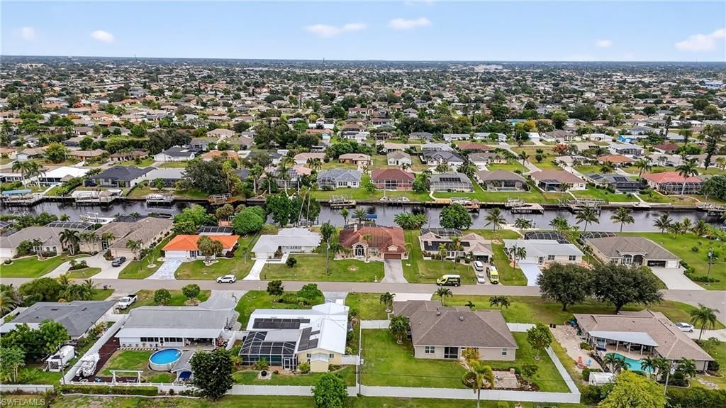 1215 SE 21st St, Cape Coral, FL 33990 Photo