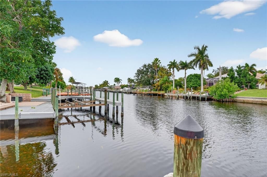 1215 SE 21st St, Cape Coral, FL 33990 Photo