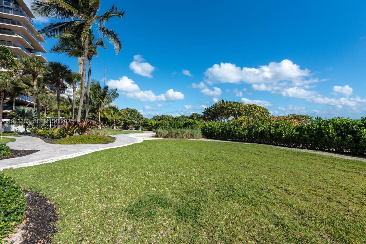 8925 Collins Ave, Unit 11C, Surfside, FL 33154 Photo