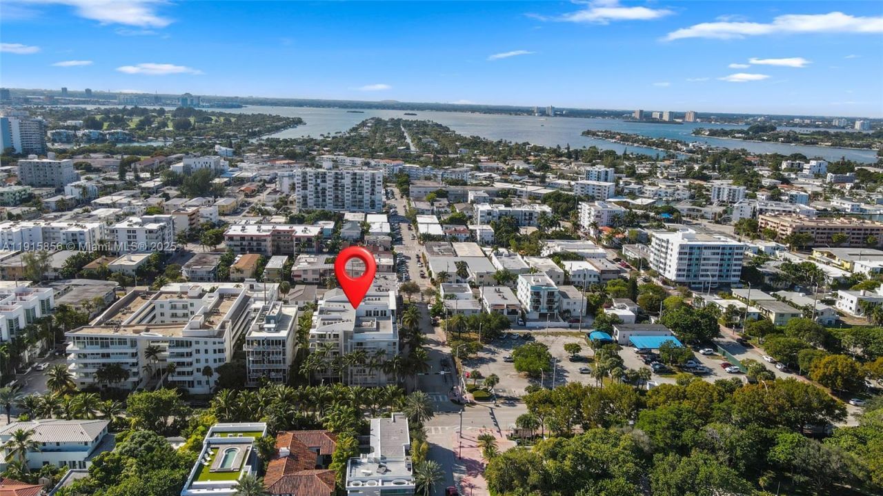 7832 Collins Ave, Unit 207, Miami Beach, FL 33141 Photo