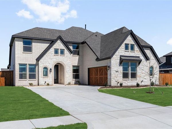 403 Birkdale Lane, Red Oak, TX 75154