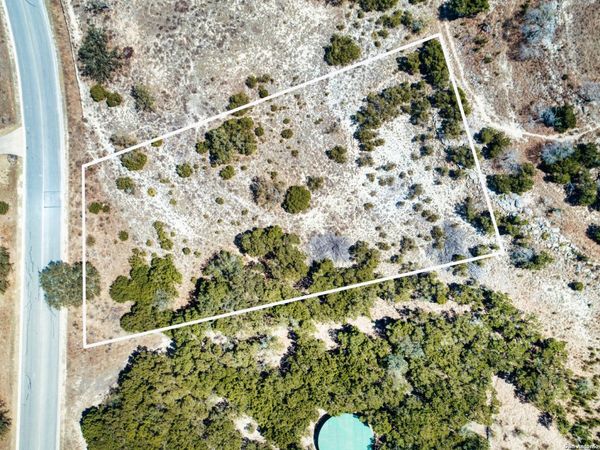 2100 Clubs Drive, Boerne, TX 78006