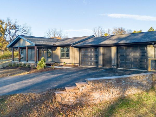 1437 Beacon Rd, Talbott, TN 37877