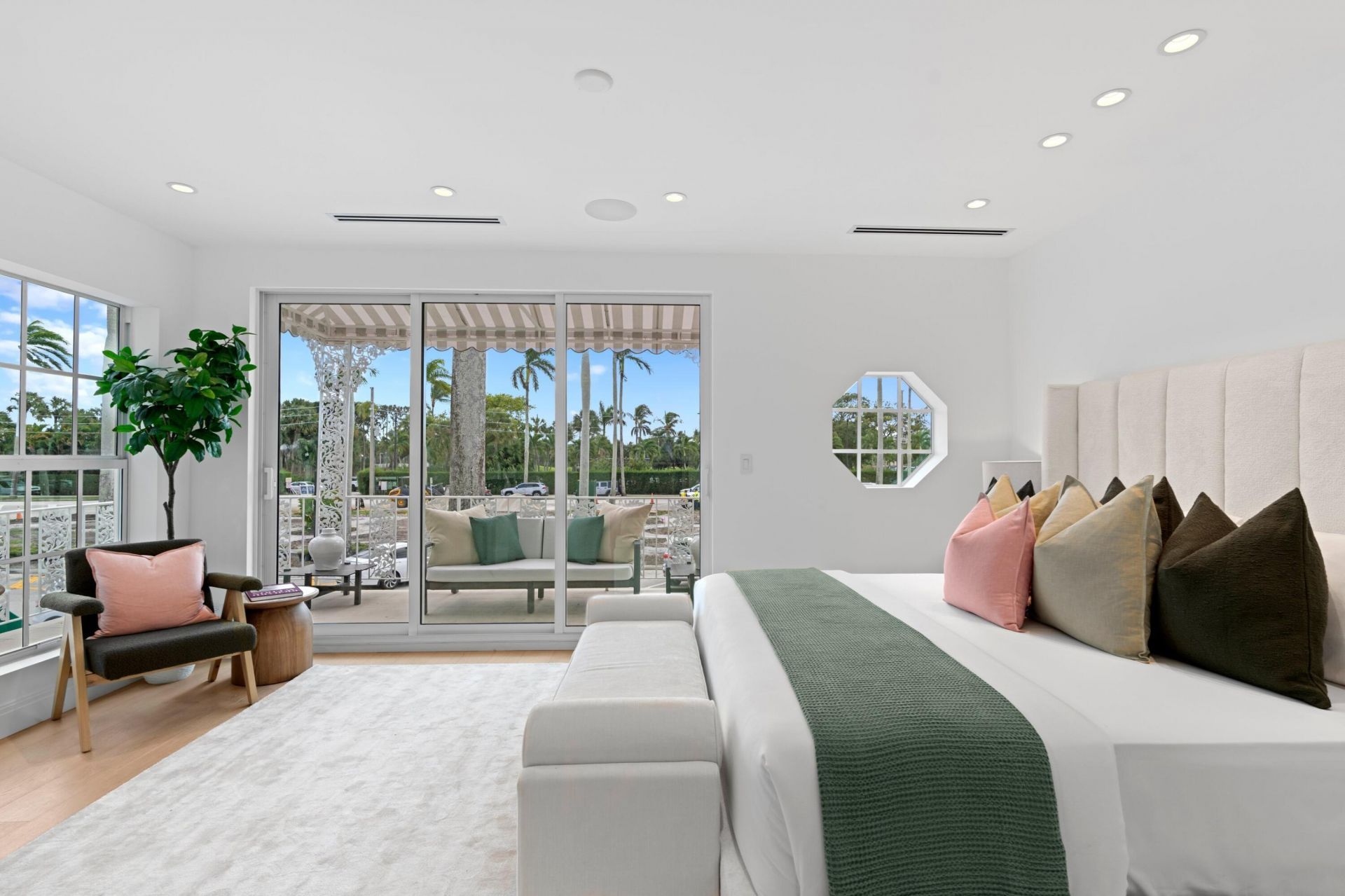 255 Royal Poinciana Way, Palm Beach, FL 33480 Photo