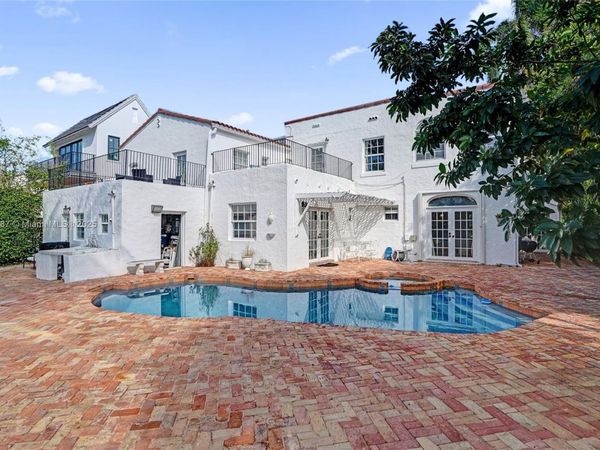 5252 La Gorce Dr, Miami Beach, FL 33140