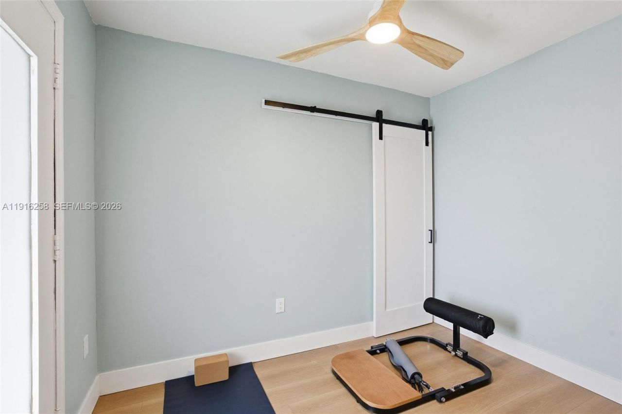 1100 11th St, Unit 405, Miami Beach, FL 33139 Photo