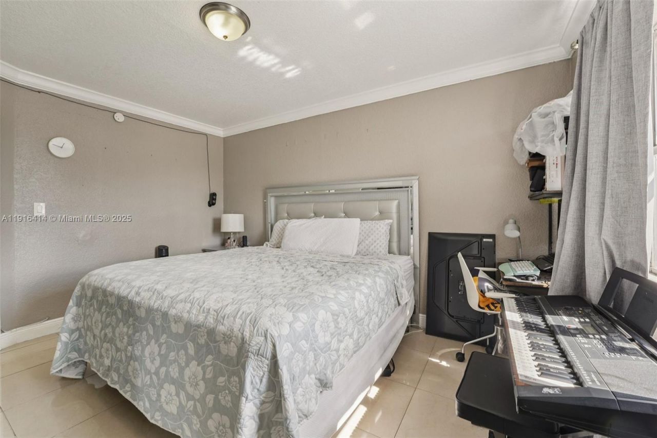 8001 W 6th Ave, Unit M, Hialeah, FL 33014 Photo