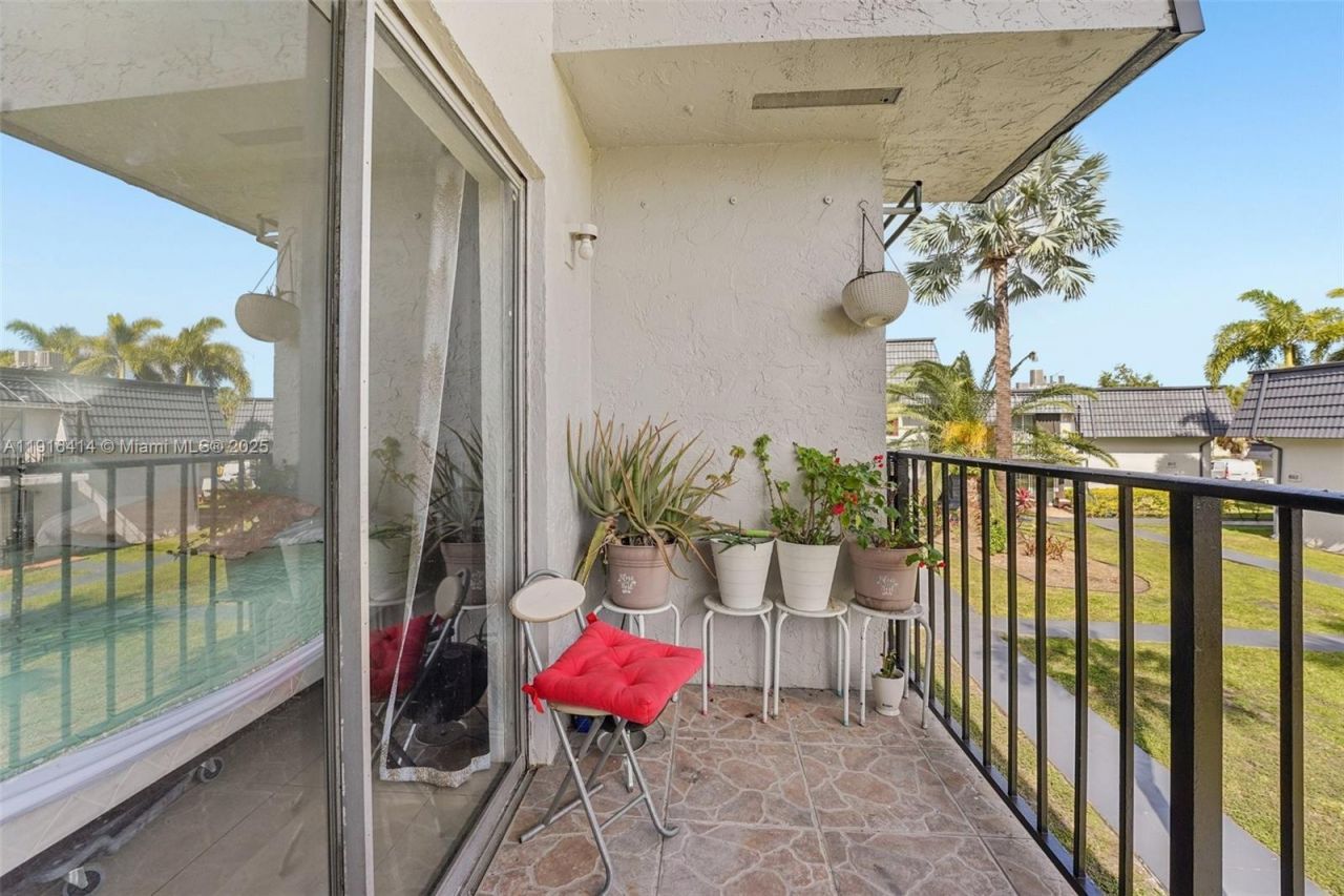 8001 W 6th Ave, Unit M, Hialeah, FL 33014 Photo