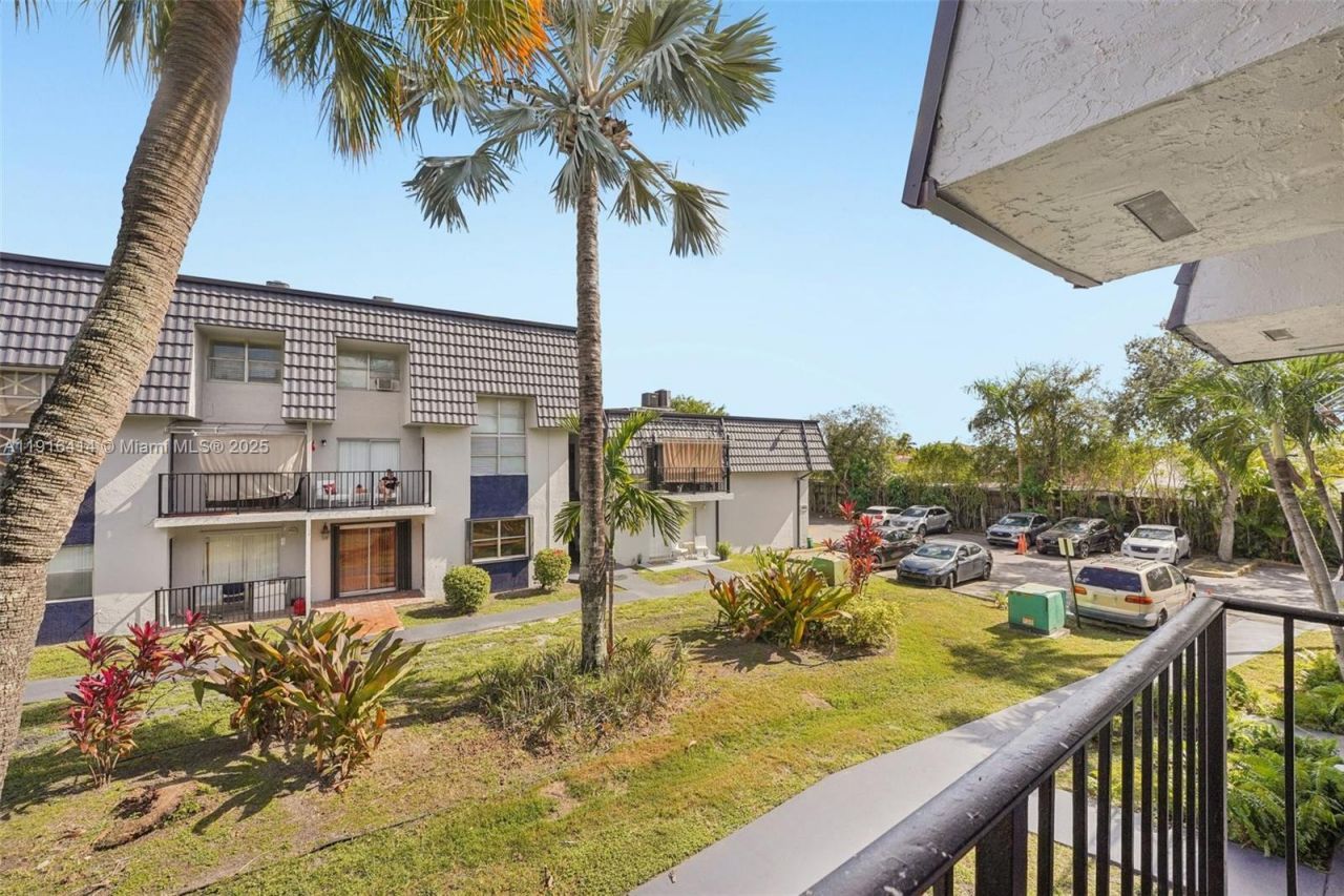 8001 W 6th Ave, Unit M, Hialeah, FL 33014 Photo
