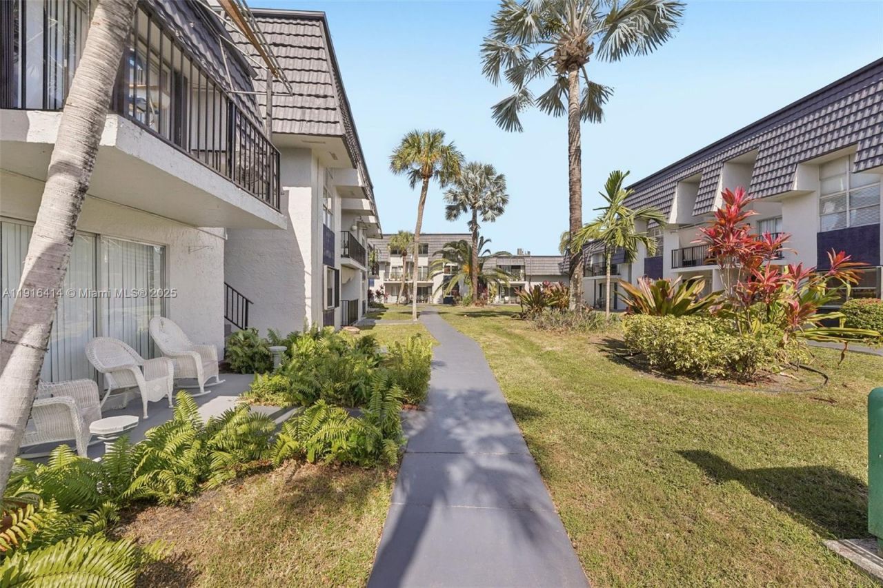 8001 W 6th Ave, Unit M, Hialeah, FL 33014 Photo