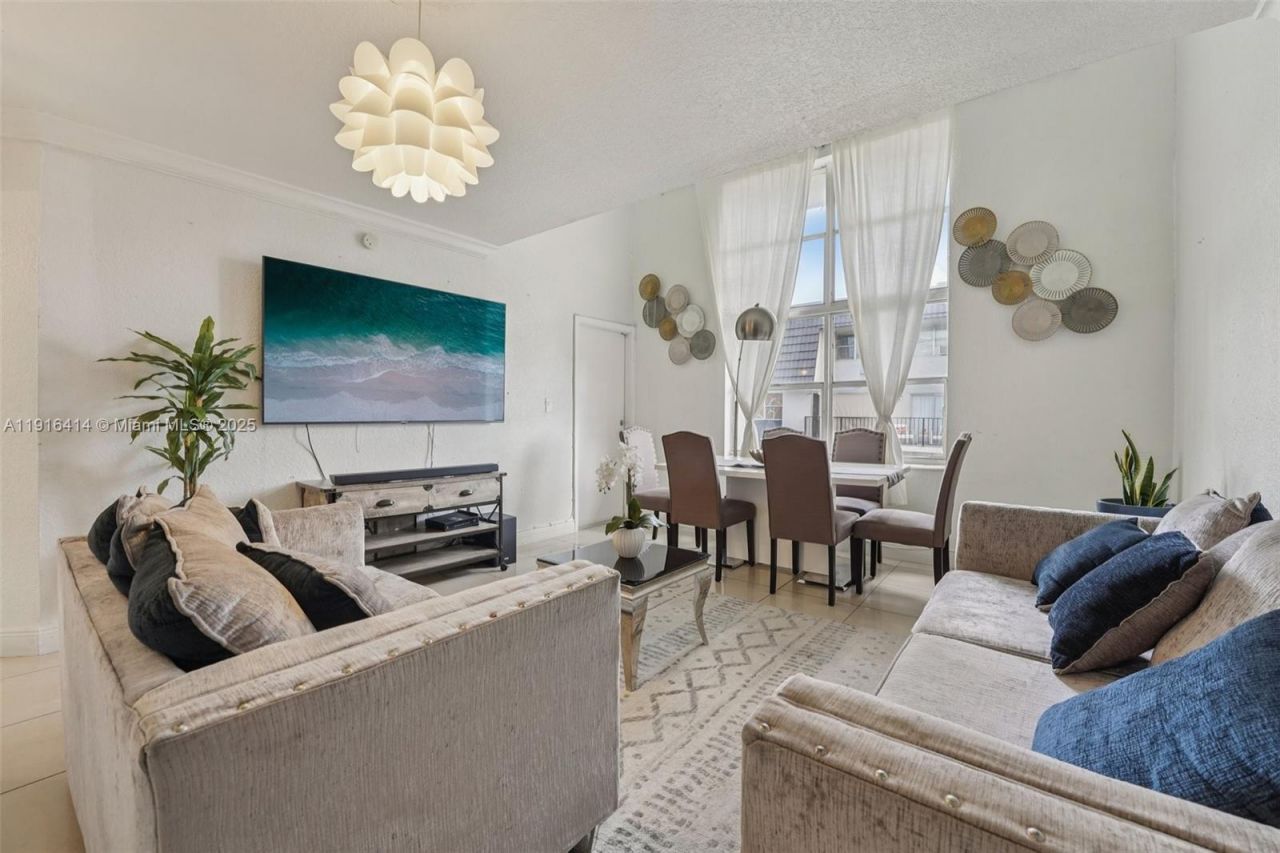 8001 W 6th Ave, Unit M, Hialeah, FL 33014 Photo