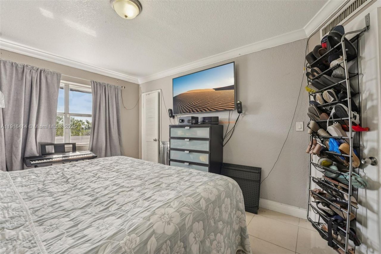 8001 W 6th Ave, Unit M, Hialeah, FL 33014 Photo