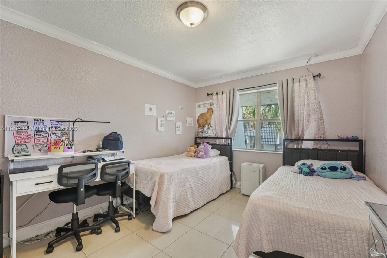 8001 W 6th Ave, Unit M, Hialeah, FL 33014 Photo