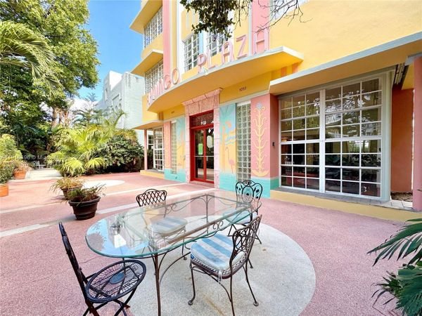 1051 Meridian Ave, Unit 1D, Miami Beach, FL 33139