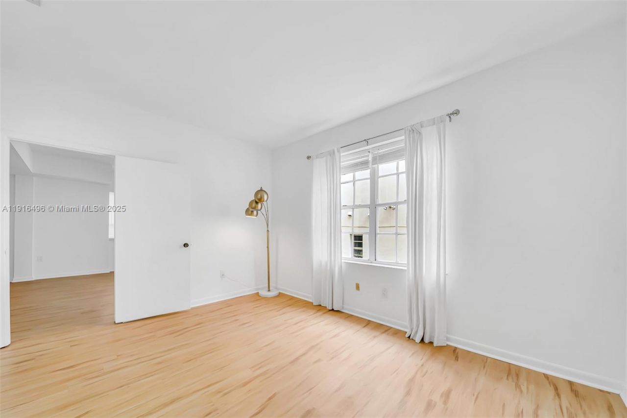 1051 Meridian Ave, Unit 1D, Miami Beach, FL 33139 Photo