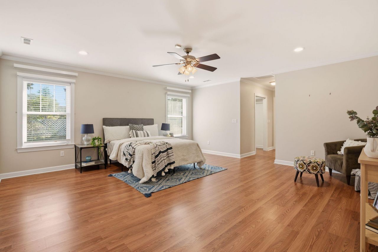 465 Woodland Terrace Photo 16