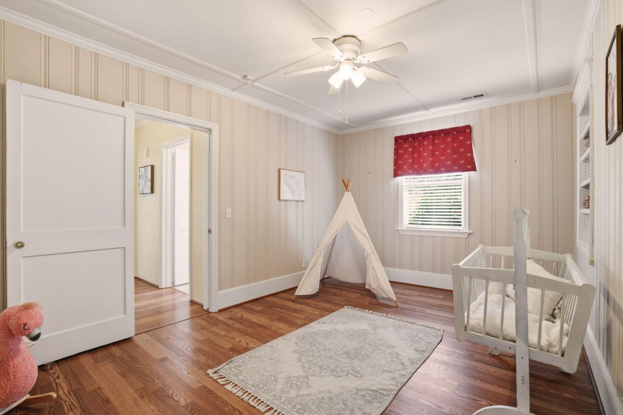 465 Woodland Terrace Photo 30