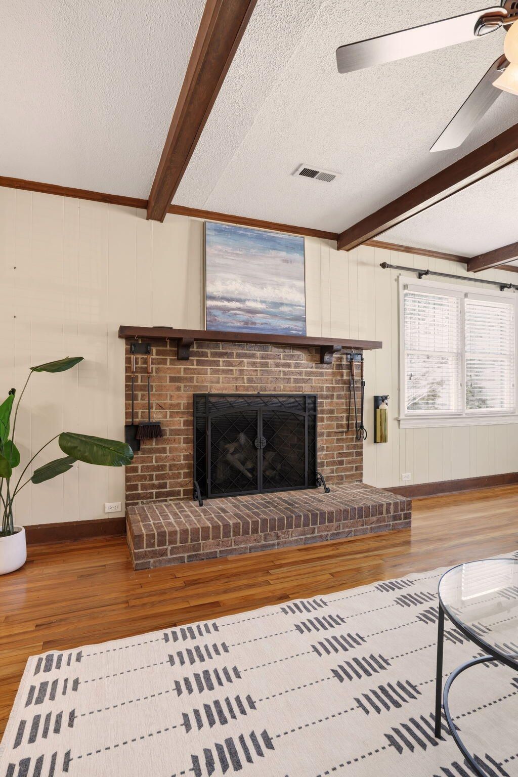 465 Woodland Terrace Photo 7