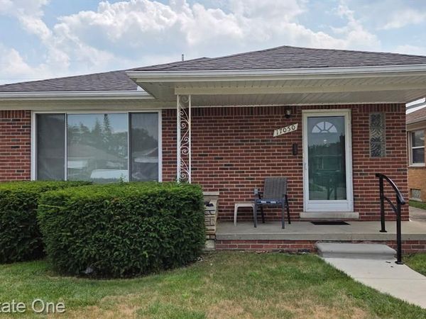 17050 Stricker Avenue, Eastpointe, MI 48021